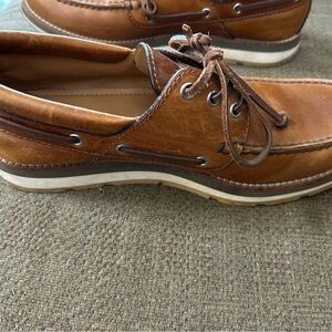 Louis Vuitton Tan Leather Boat Shoes